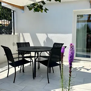 https://villa-palma-1.primorje-gorskikotar.com